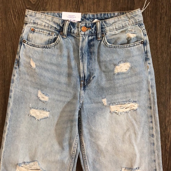 H&M Loose Straight High Waist Jeans - Picture 3 of 16